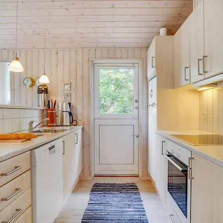 Onder - 800m From The Sea By Interhome Feriehus
