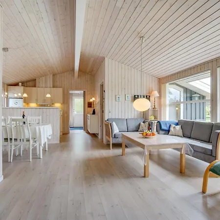 Onder - 800m From The Sea By Interhome