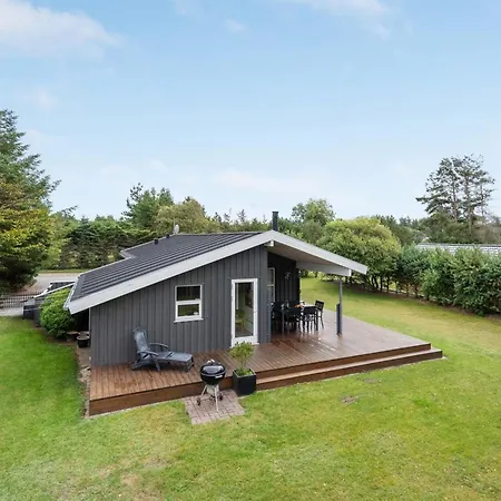Onder - 800m From The Sea By Interhome Feriehus